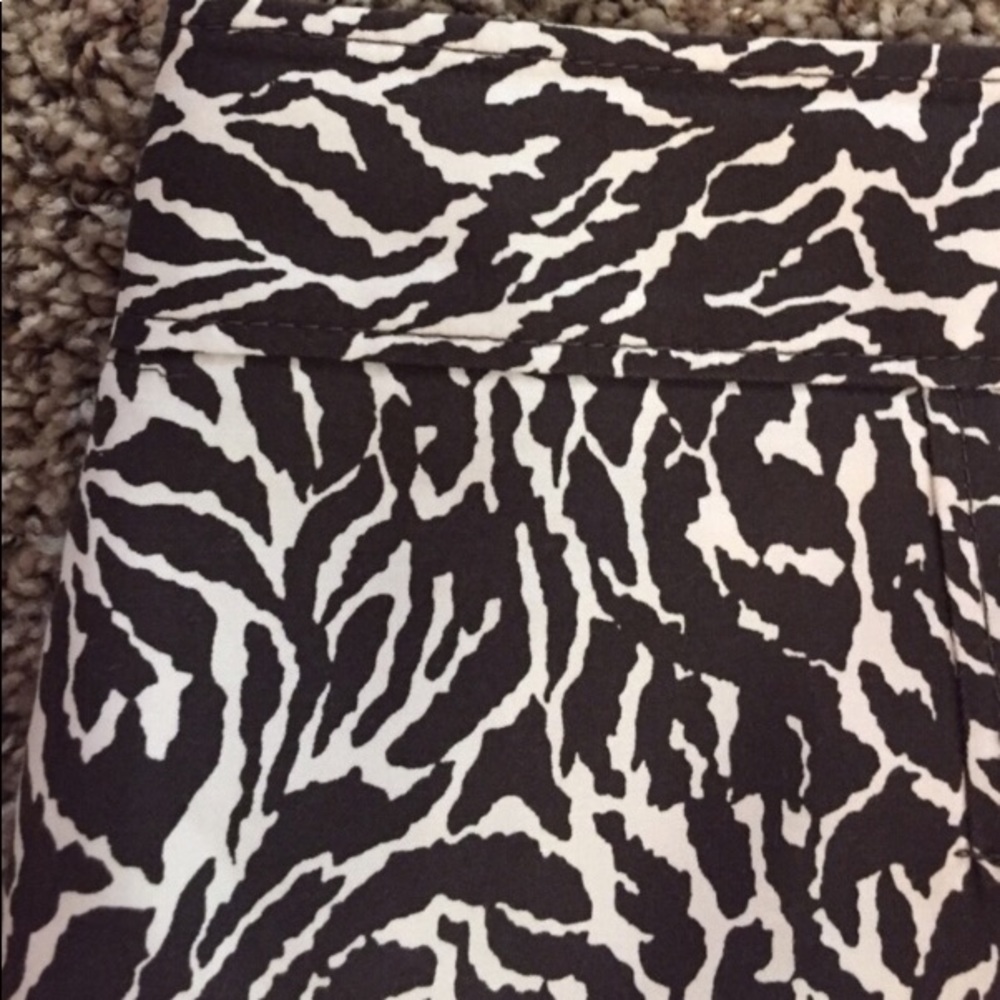 LOFT Brown Printed Pencil Skirt